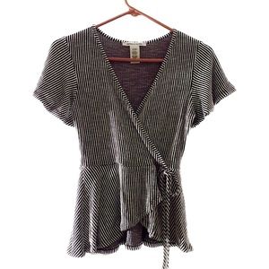 Caution To The Wind Grey/Black & White Striped Tie Blouse Size Small